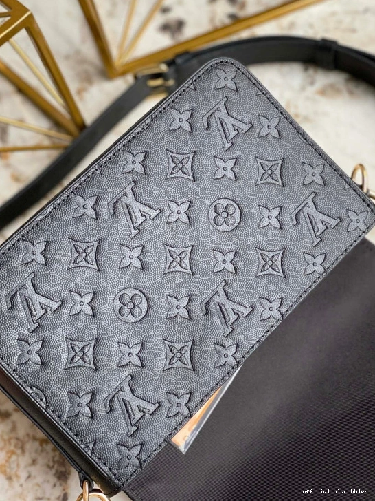 Official oldcobbler STUDIO MESSENGER VUITTON LOUIS LVXNBA 0725